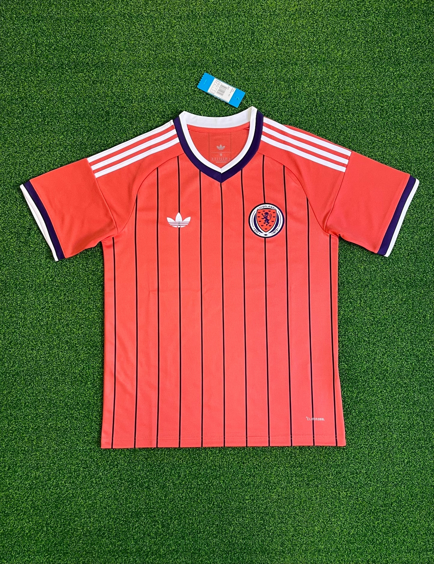 Fan Tee Away Red - MEN | UNISEX