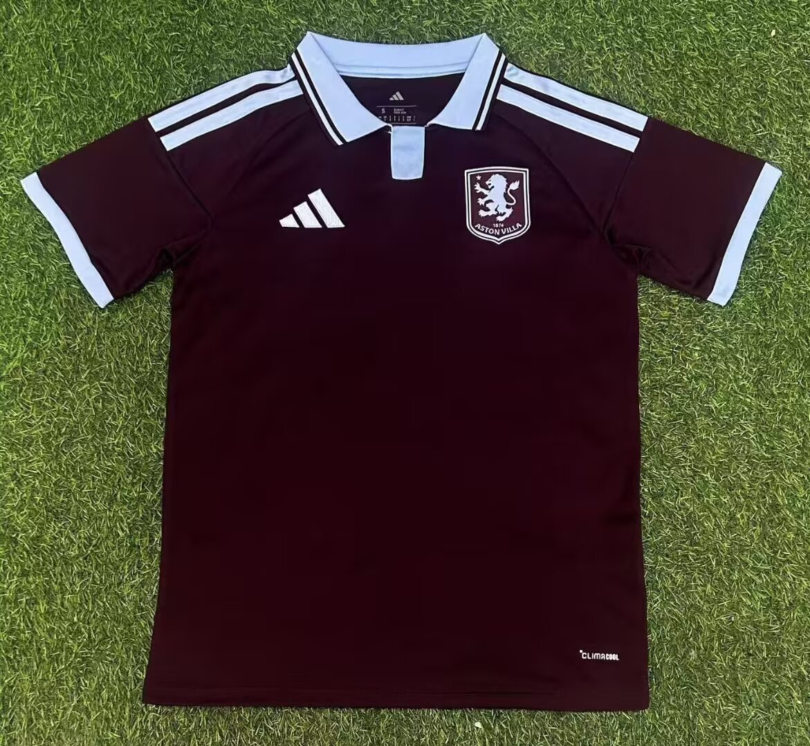 AV Maroon Fan Tee - UNISEX
