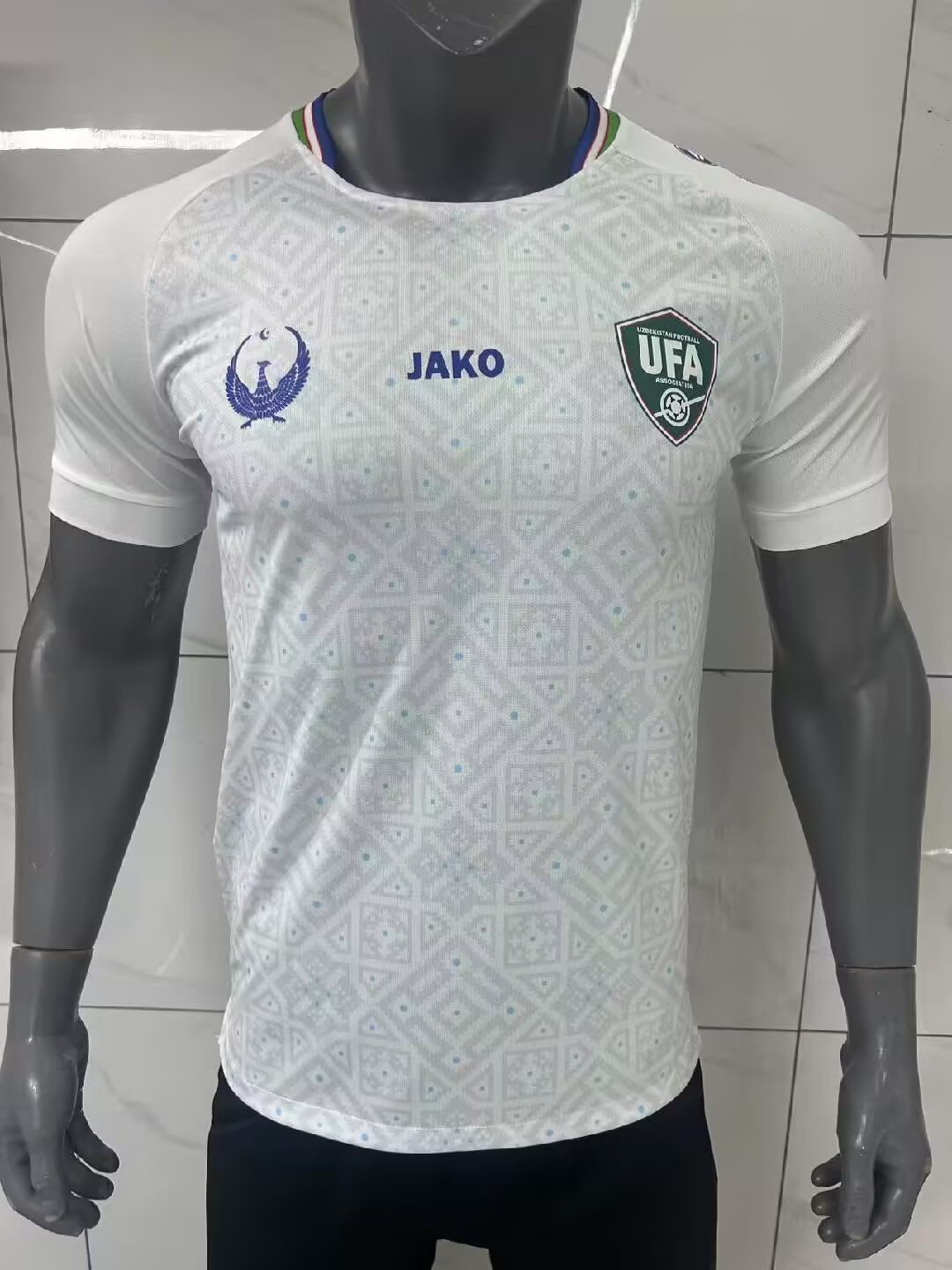 Uzbekistan Fan Tee White - MEN | UNISEX